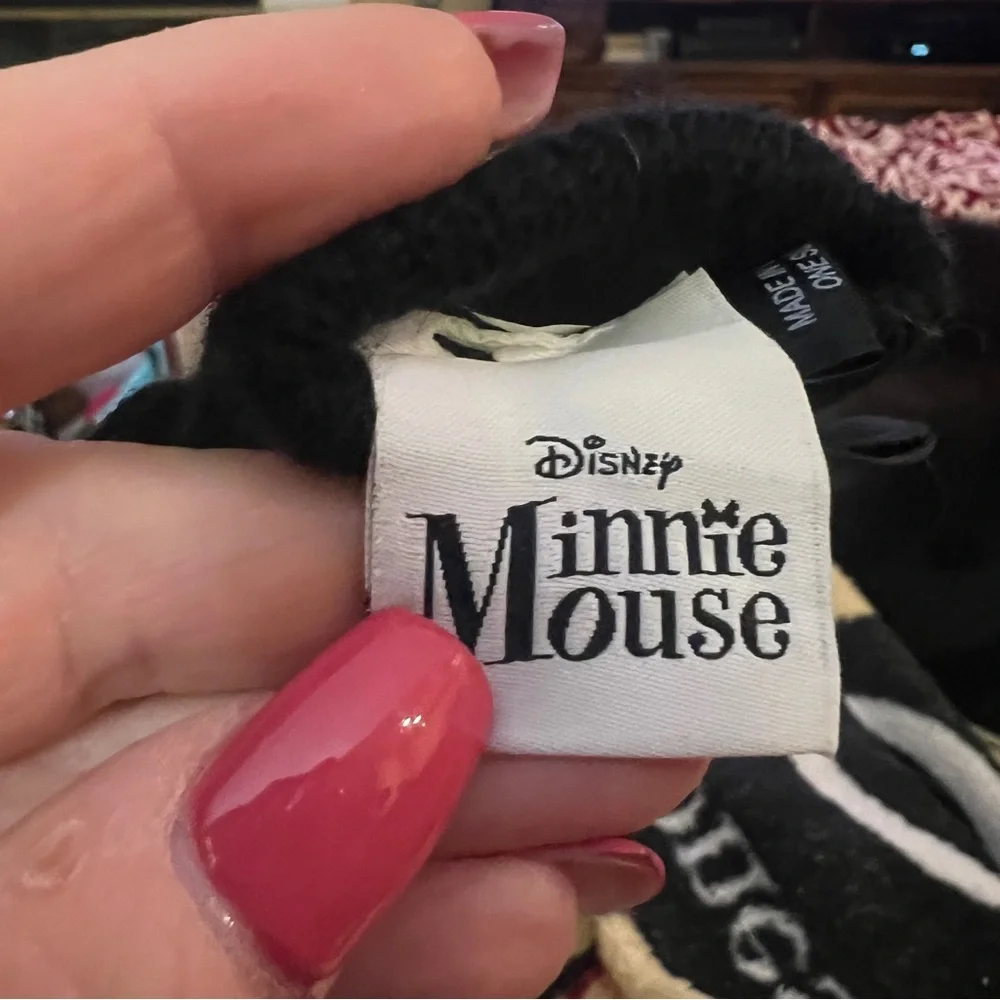 Disney Minnie Mouse Black Mittens with Polka Dot Bows